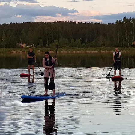 Pitkaemoe Canyon Oy Leirintäalueet